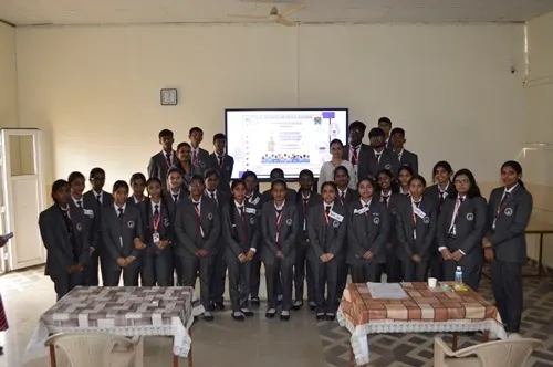 PPT Competition — photo 1